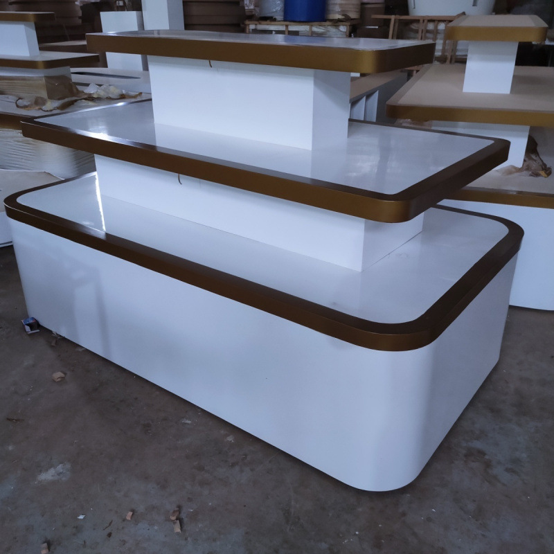 鞋子包包衣服中岛展台展示台展厅中岛柜台多层发光柜台科技异形双