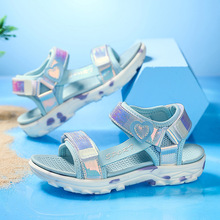 PLUS夏季发光女童凉鞋大童凉鞋时尚舒适软底卡通灯鞋公主拉钉凉鞋