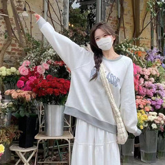 フラワーグレー春と秋の女性のアメリカンレトロラウンドネックトップ 2025 オーバーサイズフード付き山東省 Jimo スウェットシャツ
