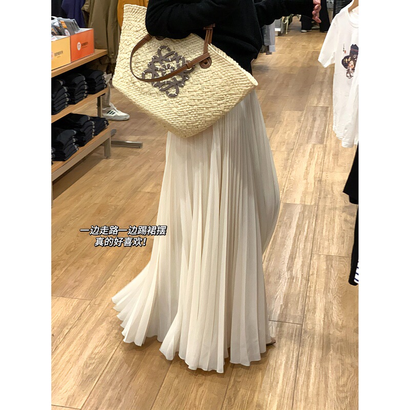 New Style Large Hem Elegant Chiffon Skirt Spring and Summer Long Pear-Shaped Body A-Line Umbrella Skirt Pleated Skirt New Style Large Hem Elegant Chiffon Skirt Spring and Summer Long Pear-Shaped Body A-Line Umbrella Skirt Pleated Skirt