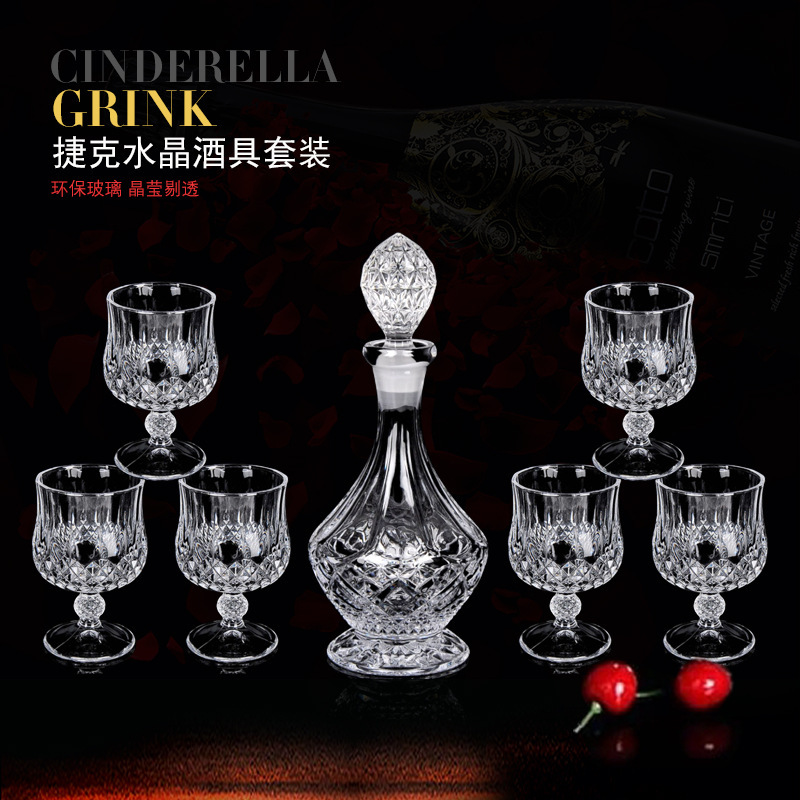 Comercio exterior transfronterizo suministro de alta calidad de vidrio de cristal checo whisky taza de vino casero decanter set de vino