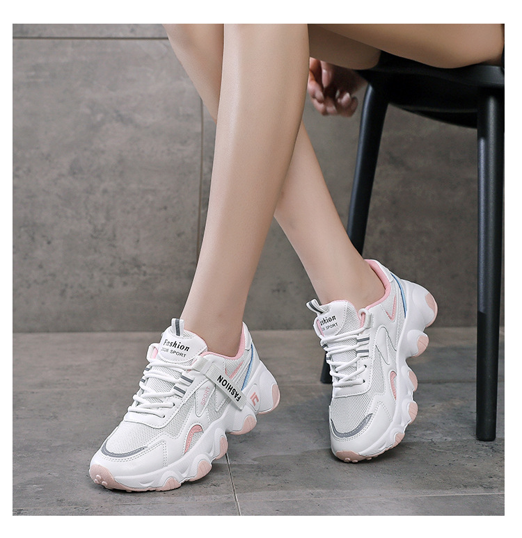 Women's Fashion Color Block Round Toe Sports Shoes display picture 10