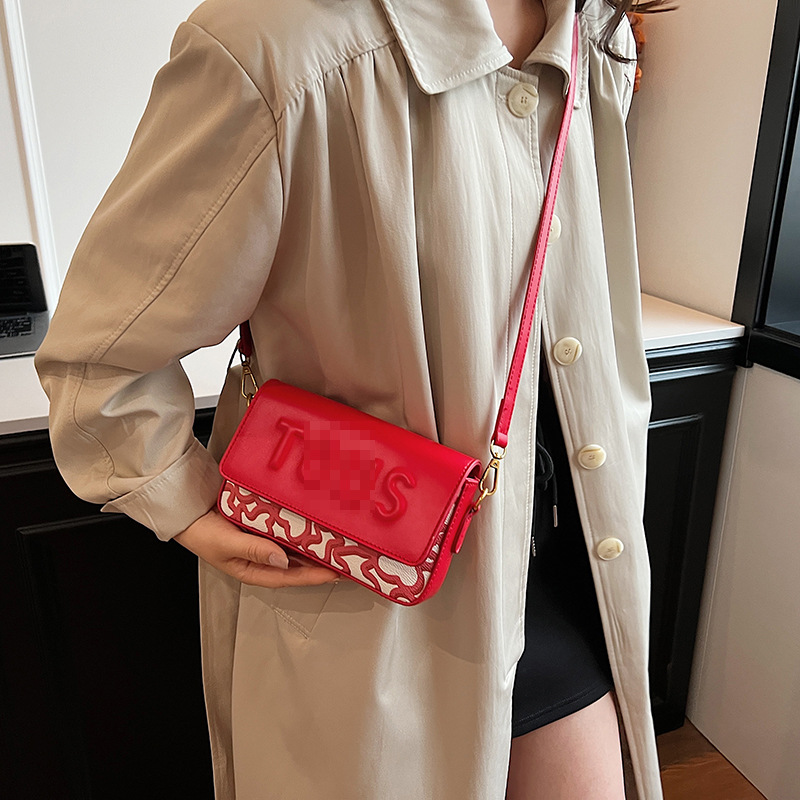 Bolsos transfronterizos para mujer 2024 nueva tendencia de moda bolsos de mujer bandolera bolso de cadena con letras bags pequeño bolso cuadrado