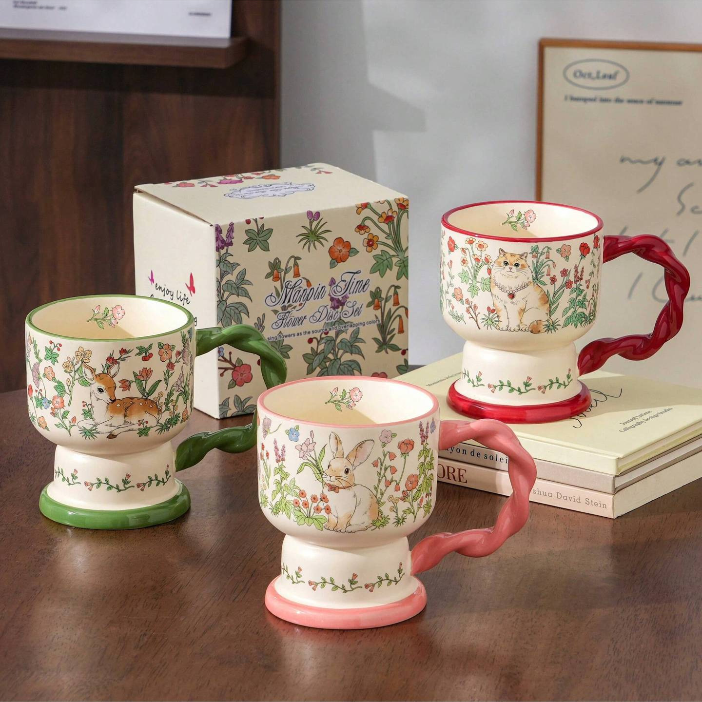 Tall Mug for Girls, Niche Retro Coffee Cup, High-End Ceramic Mug, Practical Souvenir for Besties