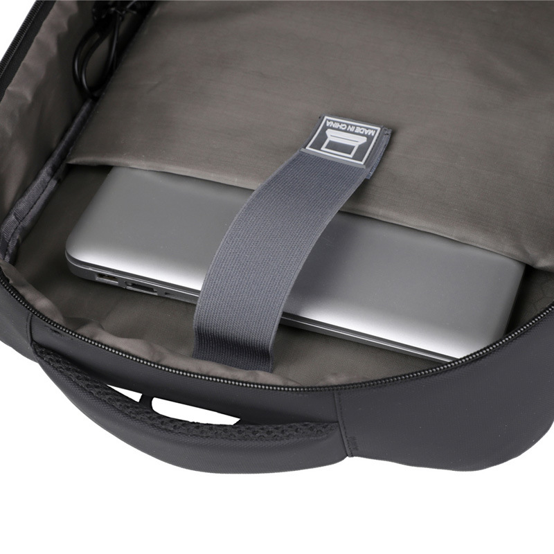 Negocios transfronterizos de gran capacidad 15,6 pulgadas computadora mochila para hombre carga USB reducción de carga bolsa para estudiantes de secundaria universitaria