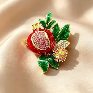 Enamel pomegranate brooch, high-end luxury lapel pin, waist-cinching buckle, clothing accessory, pin, jewelry for men and women
