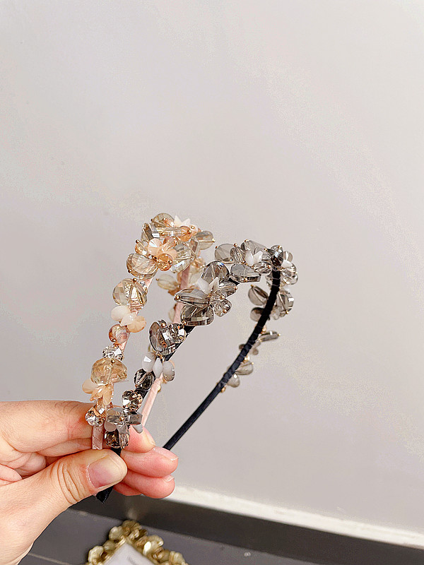 New Korean Retro Winding Transparent Rhinestone Flower Headband display picture 5