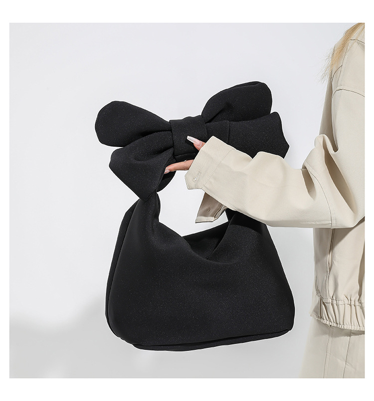 Women's Medium All Seasons Nylon Solid Color Streetwear Square Zipper Shoulder Bag Handbag display picture 3