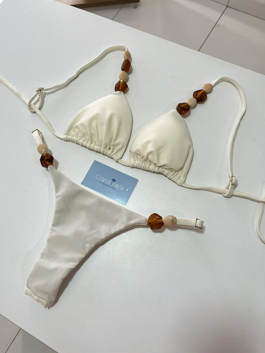 Women's High-End Fresh Split Bikini Solid Color Small Stone Accessory Design Hot Spring Resort Swimwear_voghion.com