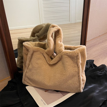 �͹ł����������Ů2023�����¿�r�д��������ذ�ë�qŮʿ�μ��