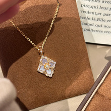 ”粉贝贝“S925银粉贝四叶花项链女轻奢风精致微镶工艺高级项链