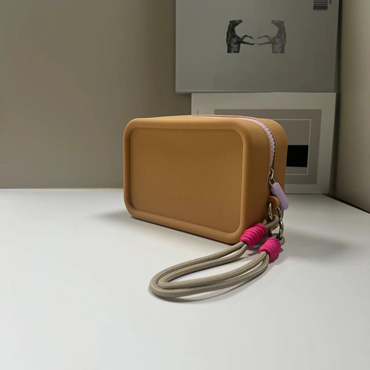 2024 nueva bolsa de maquillaje de silicona de gran capacidad portátil impermeable bolsa de lavado de viaje joyería bolsa de maquillaje de belleza de silicona