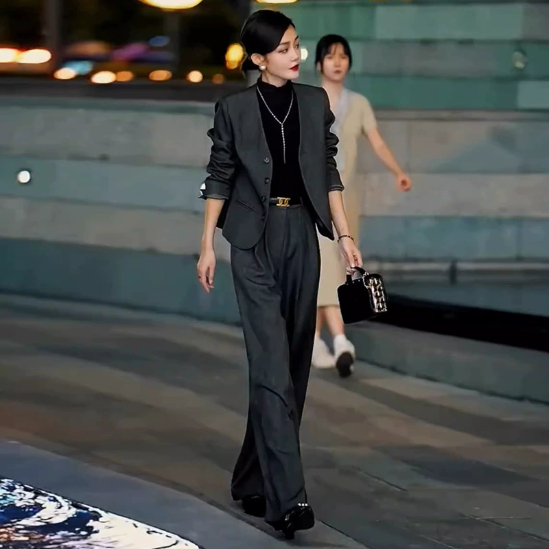 Весенний костюм, брюки, комплект 2024 года, тренд сезона, стиль Chanel