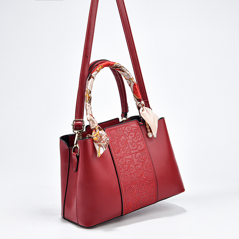 Bolso de boda bolso de novia 2025 nuevo estilo de alta calidad rojo boda bolso de mediana edad bolso de mujer