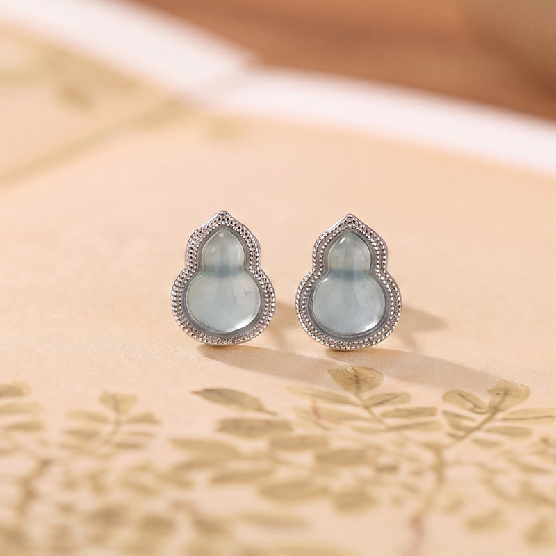 Bông tai bạc S925 đính đá hồ lô mã não mật sáp phong cách Trung Quốc — Mẫu Emerald