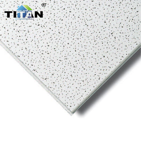 Fabricante de chorro de arena de pelo recto RH98 alta resistencia a la humedad y a la caída tablero de lana mineral absorbente de sonido 600*600 techo decorativo