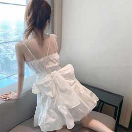 露背白色荷叶边仙女连衣裙夏季2024年新款吊带裙气质裙子性感短裙