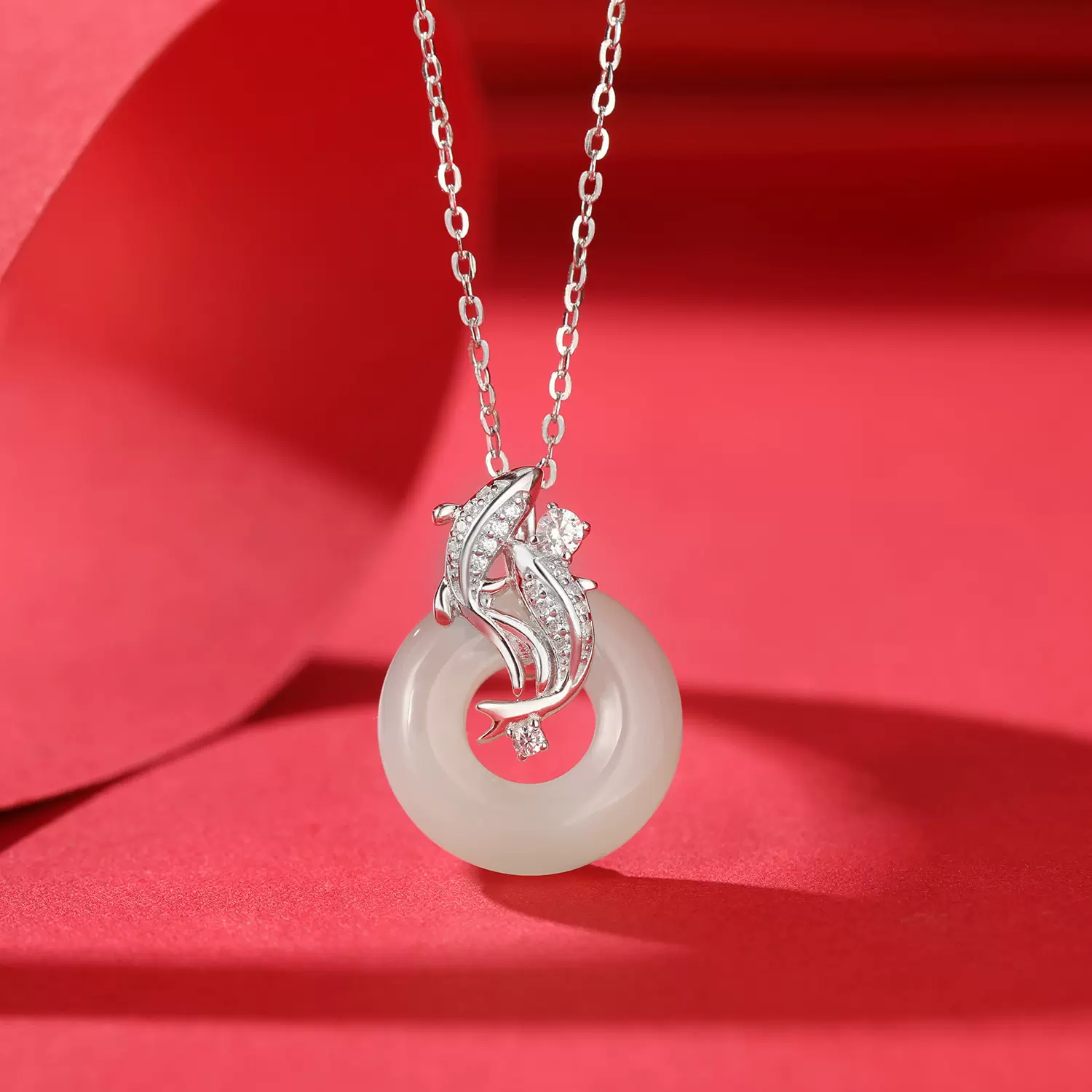 经典s925纯银锁骨项链女新中式天然和田玉双鱼吊坠轻奢小众配饰品