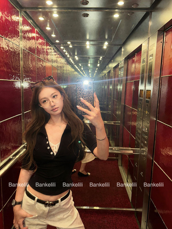 板栗可可Bankelili'纯欲加持'海妖风蕾丝假两件掐腰polo领中袖女|undefined