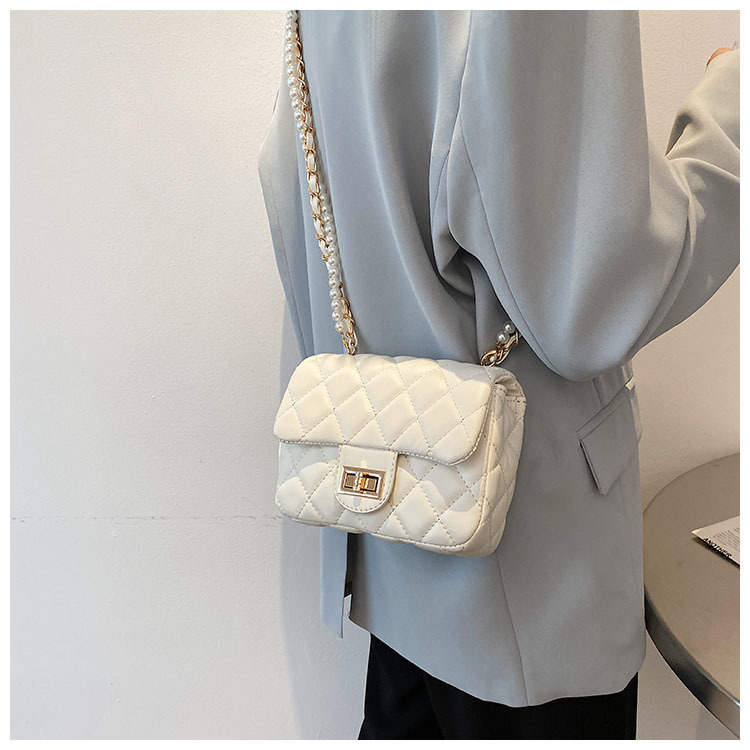 Korean Chain Shoulder Messenger Pearl Bag display picture 5