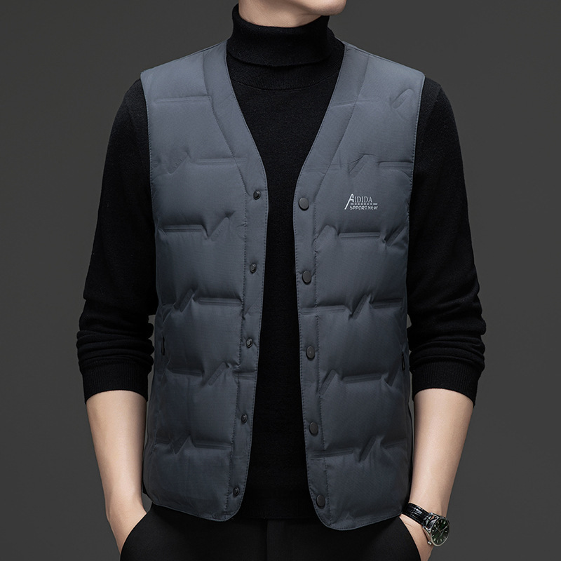 남자 조끼 2024 겨울 새로운 한국 스타일 우아한 패션 V 넥 화이트 오리 다운 조끼 민소매 두꺼운 슬림 핏