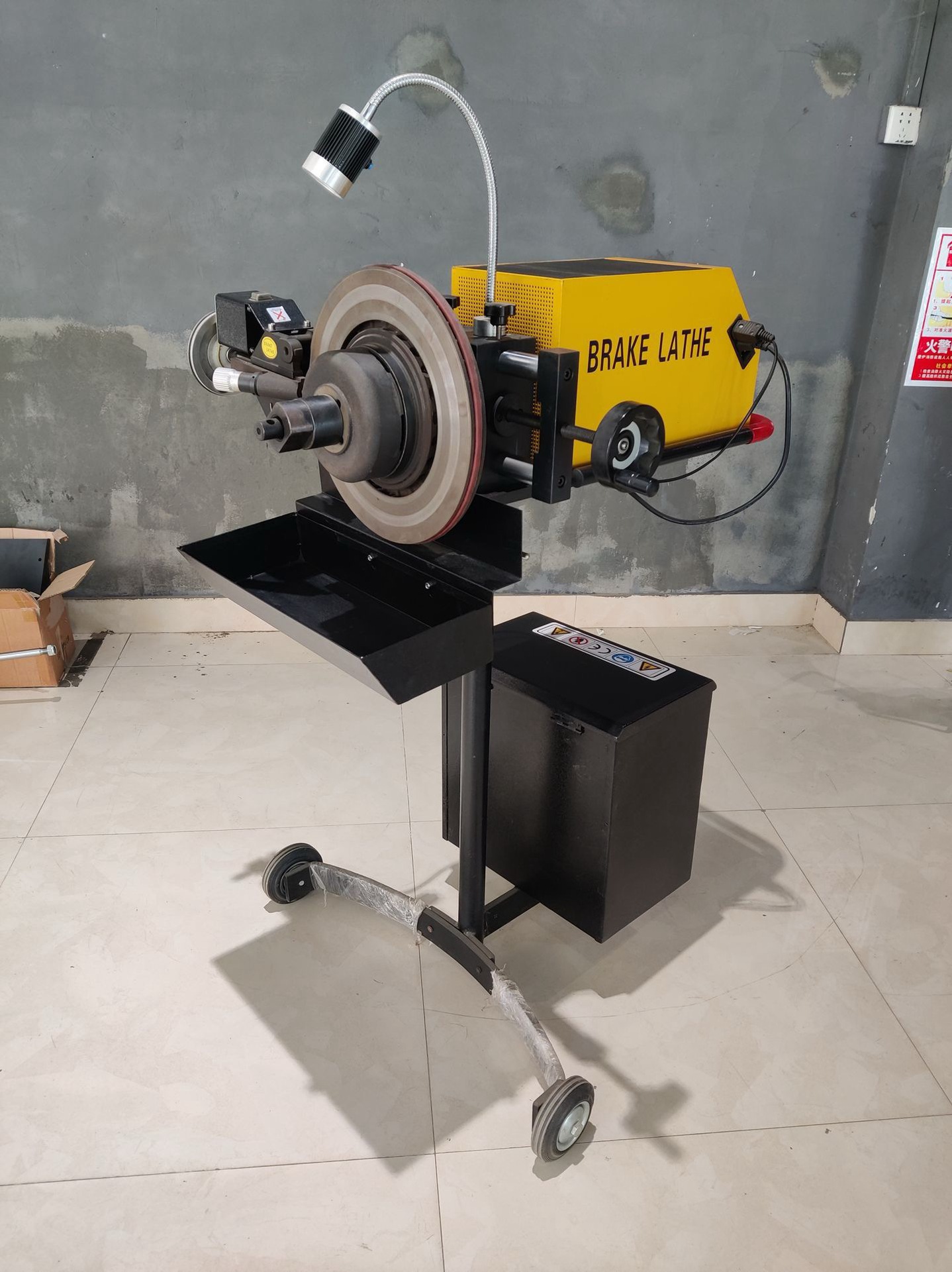 Kevin Ma2009 Stepless Speed Grinder Disc Player Brake Disc Repair Machine Brake Disc Disc Player Grinder