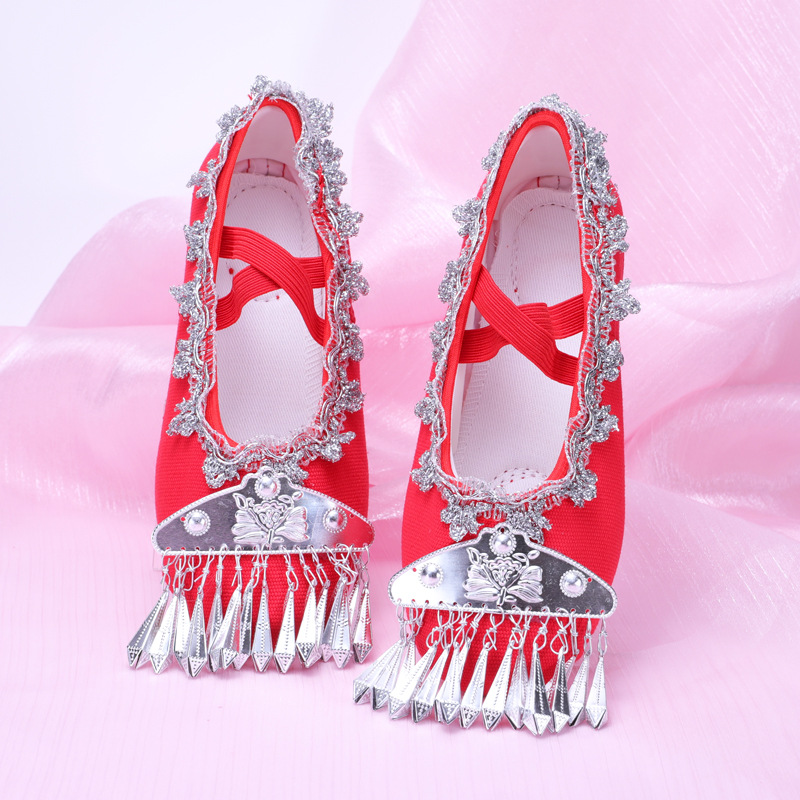 Miao Dance Shoes, Embroidered Shoes, Kidsren's Opera Shoes, Dai and Yi Red Shoes, Soft Sole Classical Dance Shoes 8063