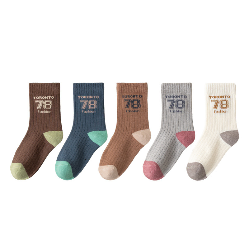 Calcetines de bebé de algodón de color puro calcetines para niños medianos y grandes calcetines de algodón peinado para hombres y mujeres calcetines de primavera y otoño de dibujos animados deportivos calcetines de media pantorrilla