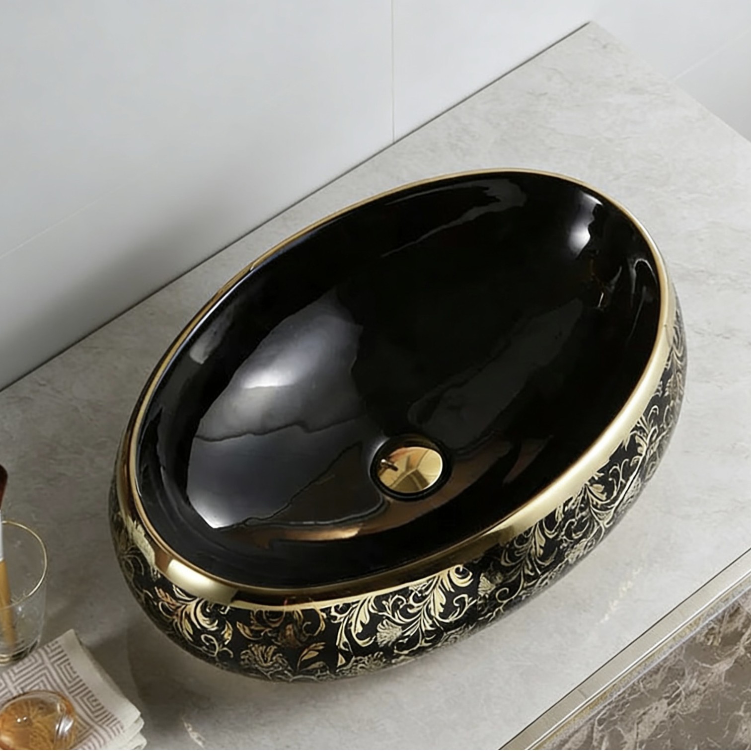 Exportación de alta temperatura color oro tablero lavabo lavabo de cerámica ligera de lujo fábrica de hotel lavabo galvanizado al por mayor