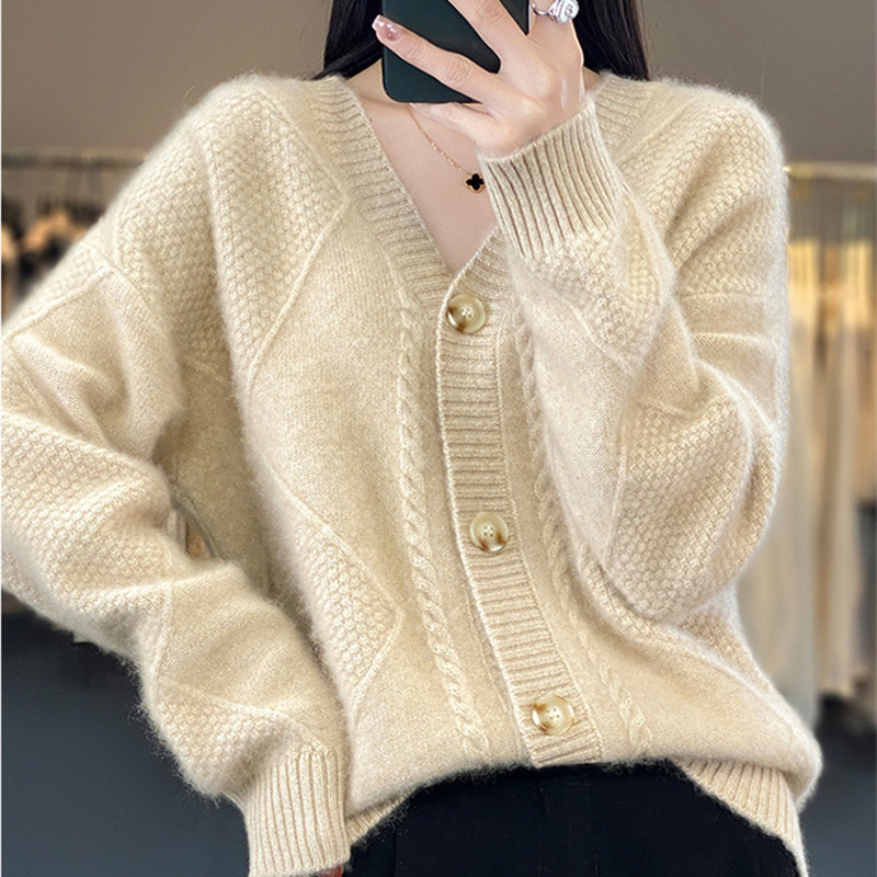 Loose and Casual Diamond-Patterned 2025 Autumn New V-Neck Soft Cardigan Women's Long-Sleeve Knitted Sweater Jacket Outerwear Top
