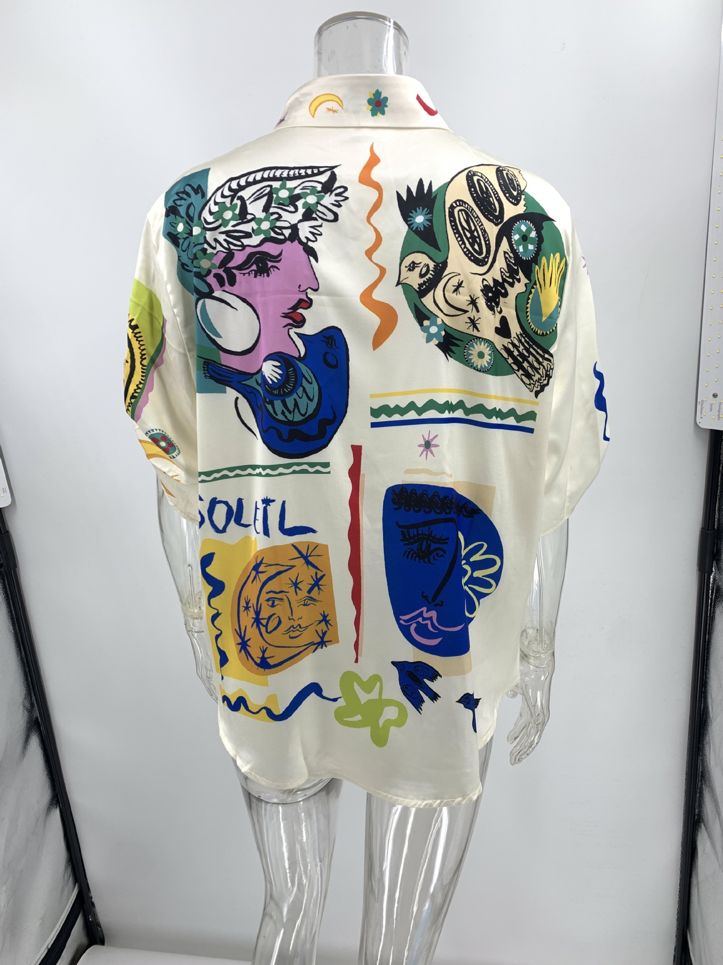 Summer Graffiti Printing Satin Short Sleeve Collared Shirt Trousers Casual Two Piece Suit Amplified craft
