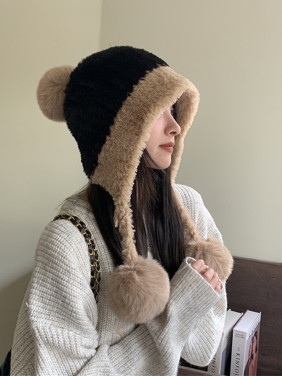 Peluche Lei Feng pour enfants, nouveau style automne-hiver, avec boule de fil suspendue épaissie en peluche ajoutée pour plus de chaleur et d'oreille_voghion.com