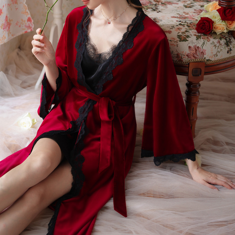 Red Dressing Gown Female Bride Wedding Pajamas Sexy Nightgown Two-Piece Set Spring Autumn Winter Bridesmaid Velvet Suspender Nightgown