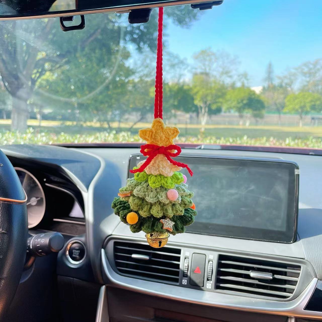 Car Plant Hanging — Yà mǎ Car hanging - christmas-tree-gradient-green