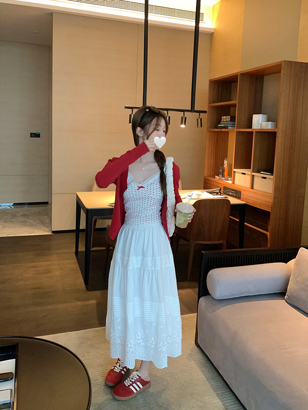 乌77重工绣花白色半身裙女甜美打褶设计感小个子松紧腰显瘦a字裙|undefined