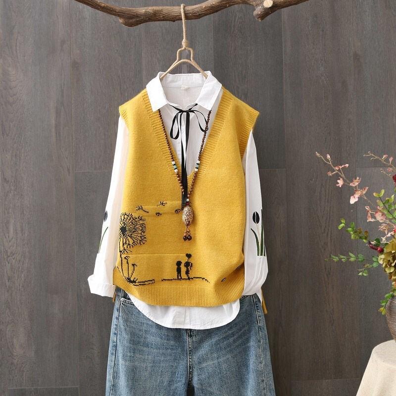 2023 New Autum V Neck Knitted Vest Women's Literary Casual Loose Woolen Waistcoat Bottoming Shirt Top 2023 New Autum V Neck Knitted Vest Women's Literary Casual Loose Woolen Waistcoat Bottoming Shirt Top