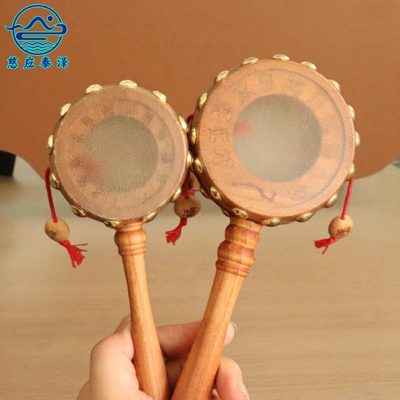 Handmade Peach Wood Transparent Sheepskin Rattle, Solid Wood Carved Bamboo-Style Rattle, Children's Educational Toy for Soothing Babies