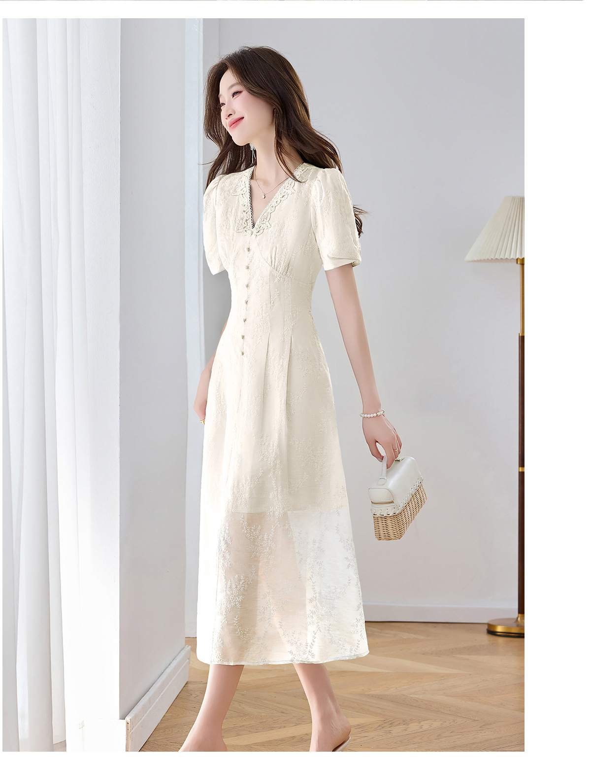 Đầm maxi nữ thêu hoa cổ V thắt eo phong cách cổ điển dài — màu xanh nhạt, màu sắc chi tiết 19