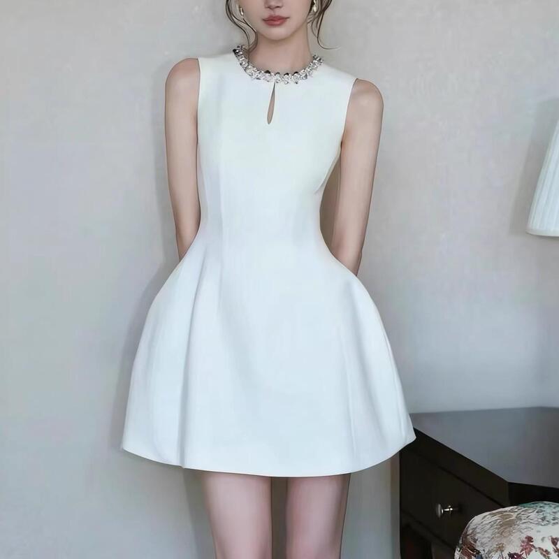 High-End French-Style Sleeveless Sequin Hollow-Out Waist-Cinching Dress for Women, Summer Elegant Beaded Resort-Style Puff Dress High-End French-Style Sleeveless Sequin Hollow-Out Waist-Cinching Dress for Women, Summer Elegant Beaded Resort-Style Puff Dress