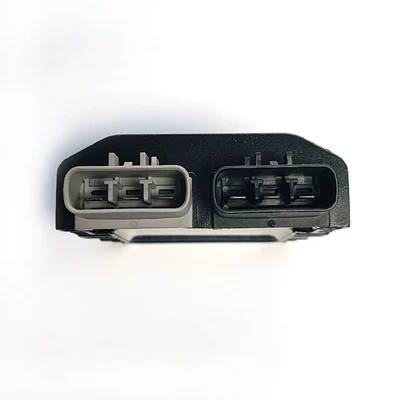 Motorcycle six-pin voltage electronic regulator