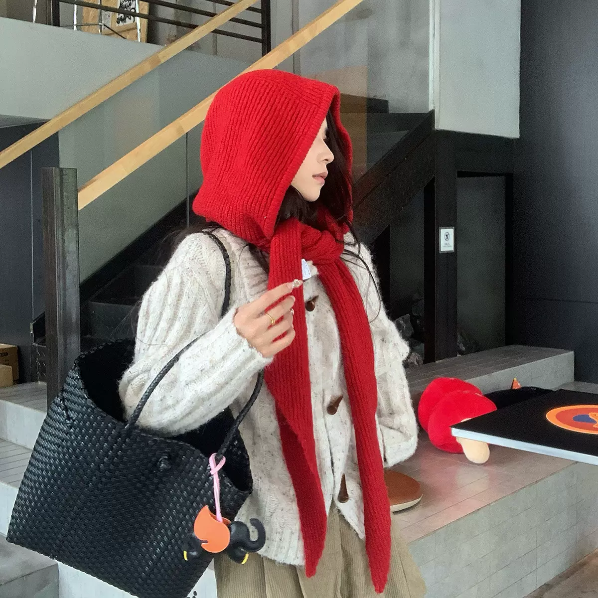 跨境韩版羊毛混纺时尚披肩帽一体巴拉克拉法帽针织帽保暖围巾