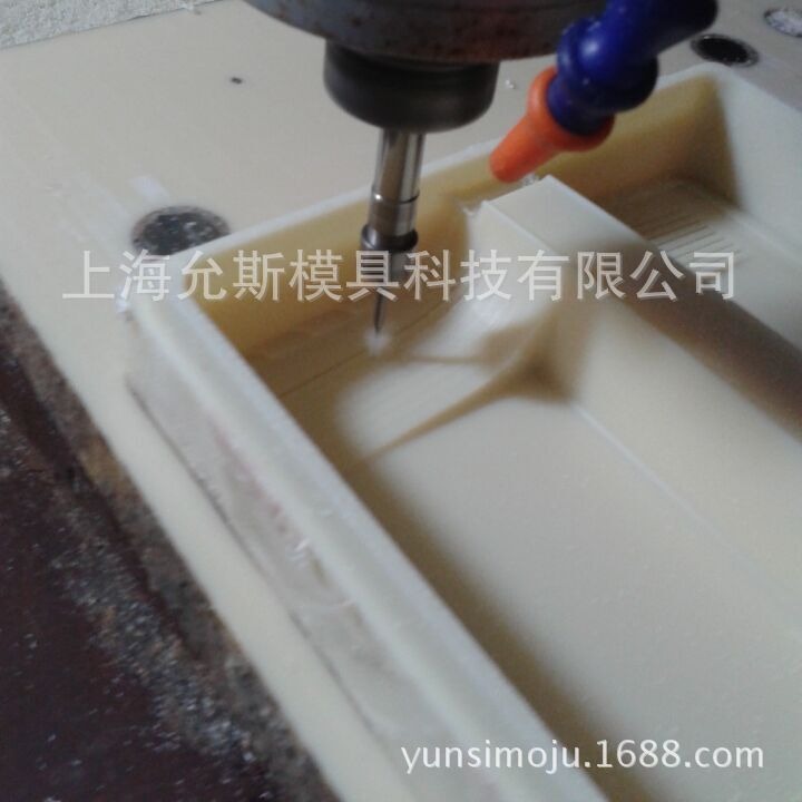 CNC手板模型RIM低压灌注硅胶模复模汽车内饰外饰机器人外壳设计