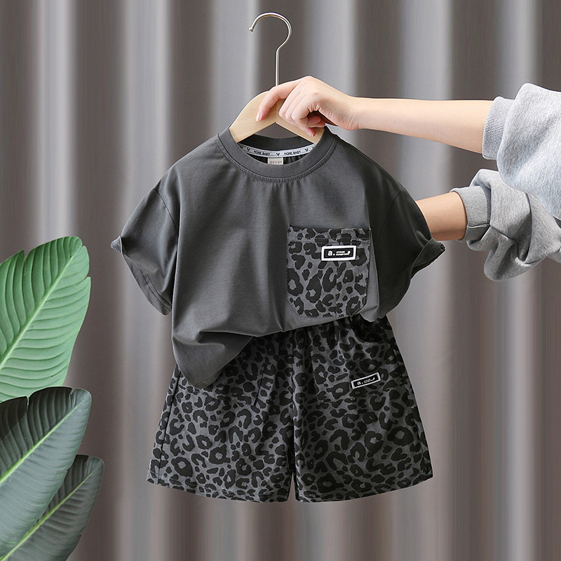 7294 Traje de verano para niños 2025 nueva ropa de moda occidental para niños verano manga corta estampado de leopardo traje de dos piezas verano