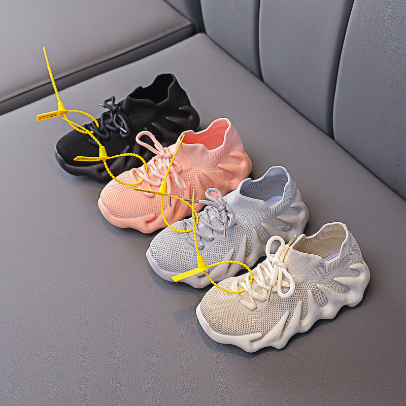Nuevos zapatos de coco para niños niñas de otoño transpirable zapatos tejidos voladores de fondo suave deslizamiento-En Internet celebridad corriendo niños zapatilla de deporte