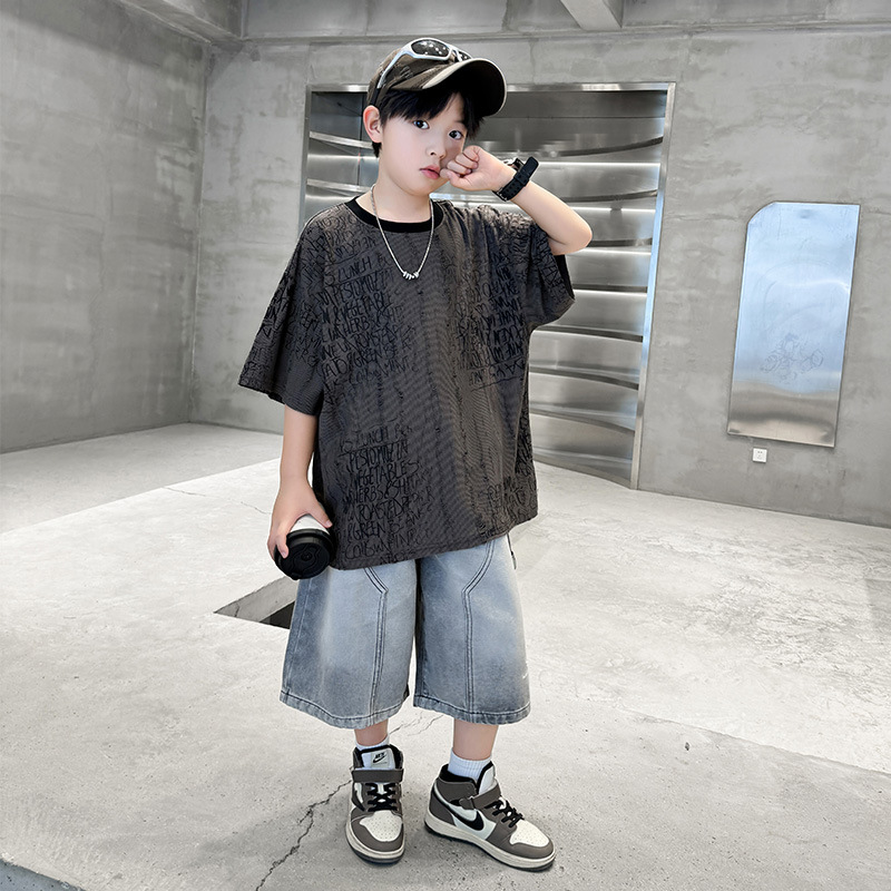 7248 Traje de manga corta de verano para niños 2025 Nuevo estilo Camiseta con estampado de estilo occidental Pantalones cortos Traje de dos piezas