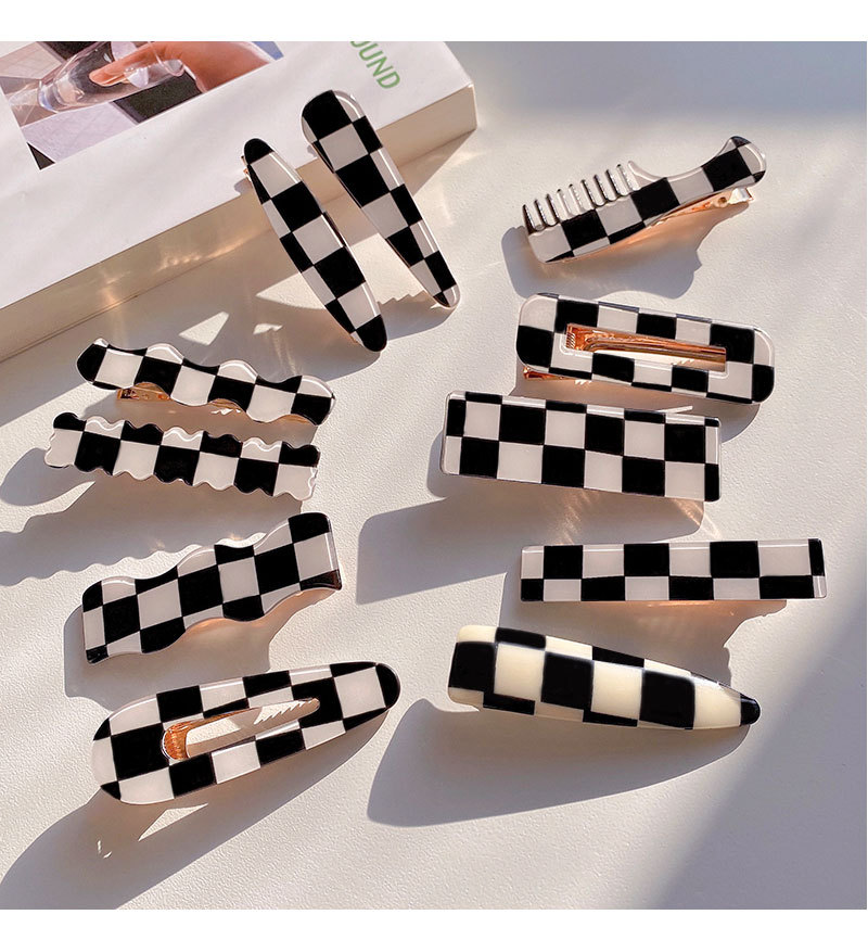 Black And White Checkerboard Hairpin Korean Headdress display picture 6