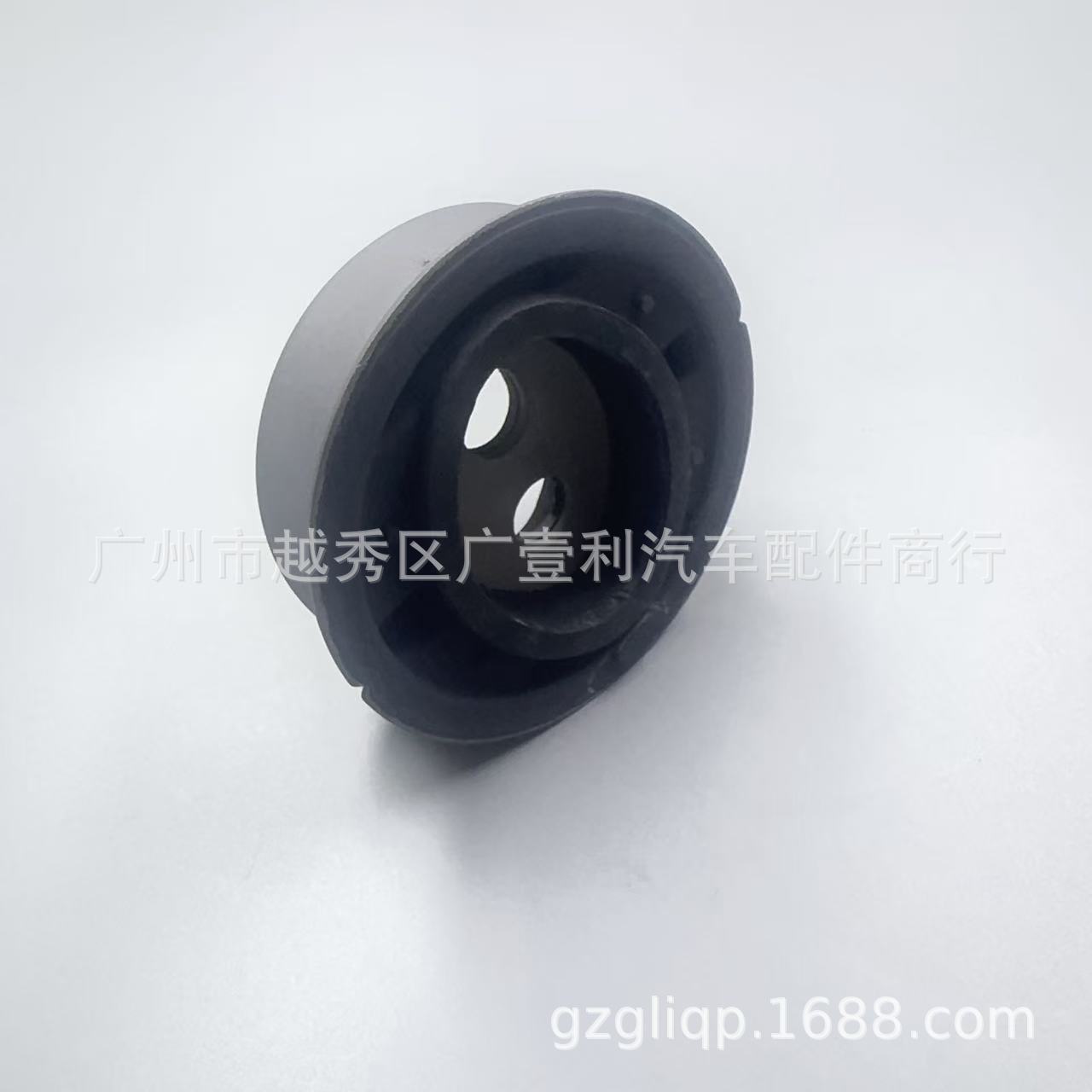 Applicable 41651-30070 41651-51020 JZS155 IS200 GXE10 differential glue single hole