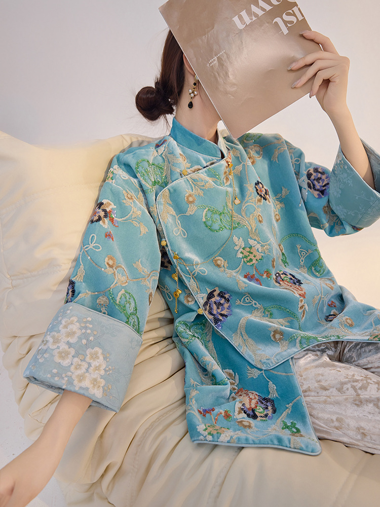 Áo sơ mi satin thêu hoa phong cách Trung Hoa cổ tiền M3003 — Màu xanh nước hồ