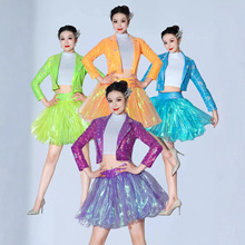 多巴胺彩色开场舞演出服彩虹色校园青春活力伴舞啦啦队中短裙舞服