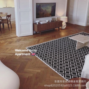 ���΂���"�ƌ����u"��z΢��ˮ�ڰ���ɫ�͏d���ҷ�ʽ���s����e�|